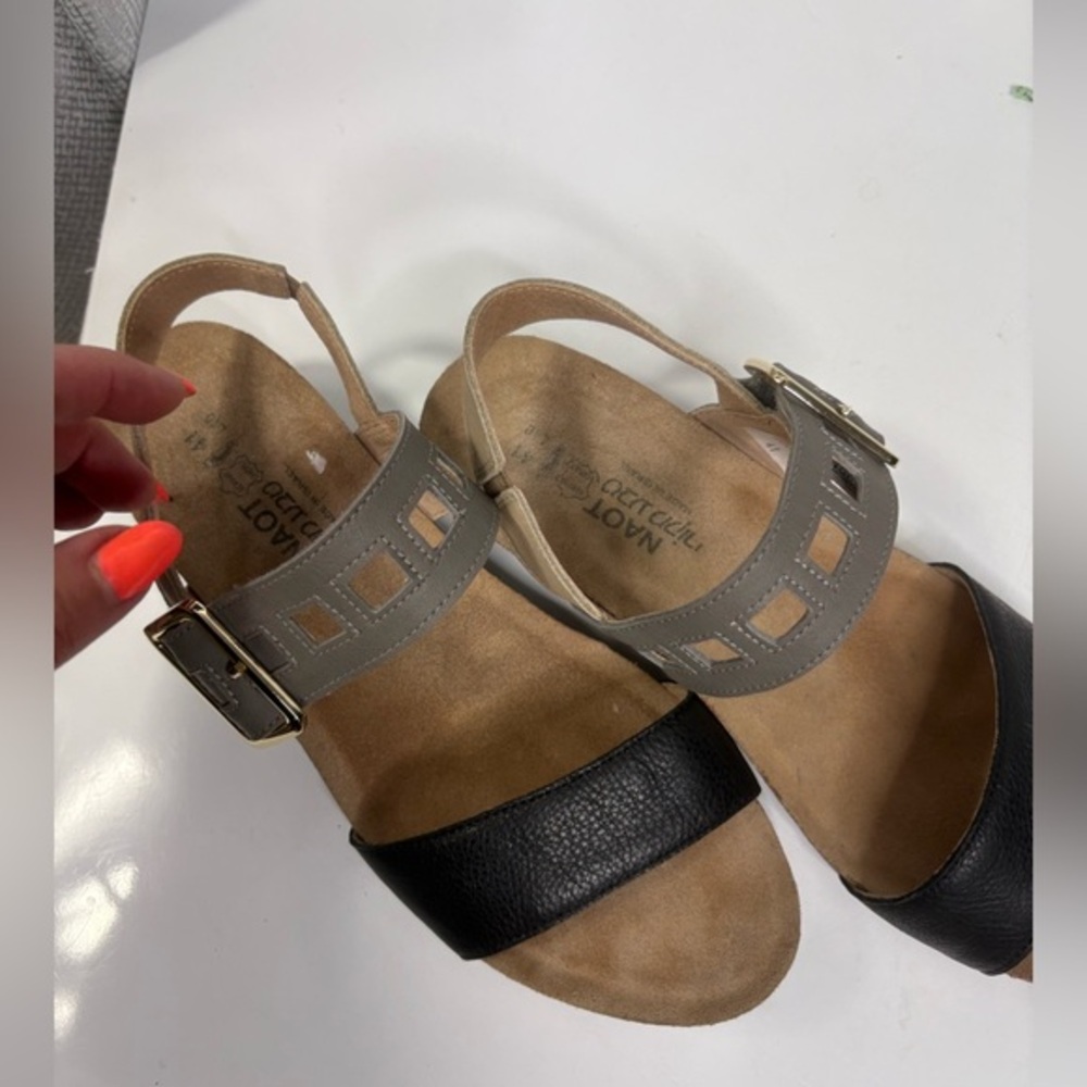 Naot low wedge leather Black and Gray Sandals, EU size 41, US 10